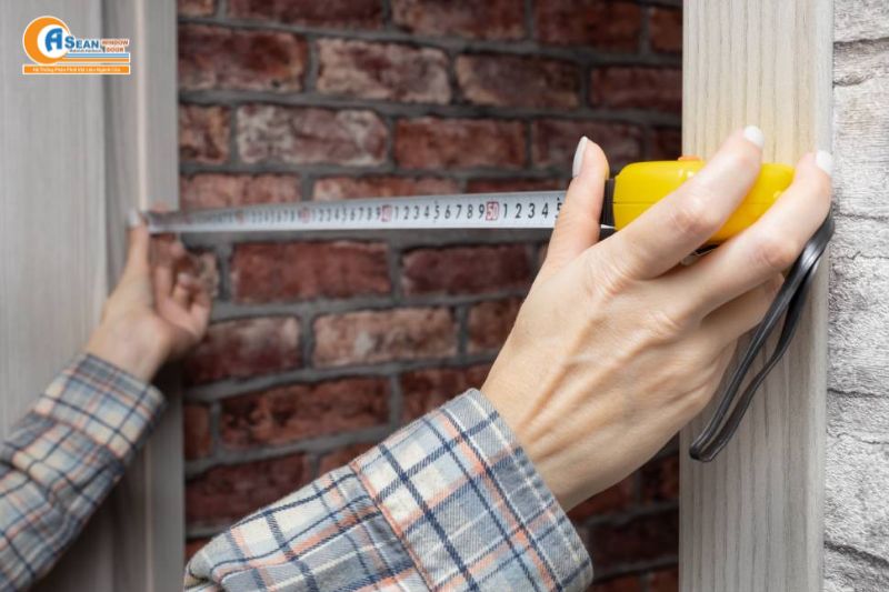 kích thước cửa đi 2 cánh nhôm kính