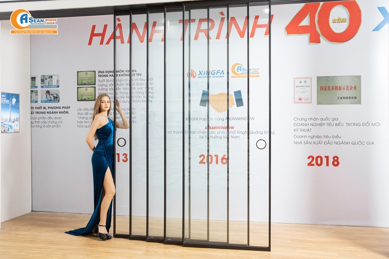 Cửa lùa nhôm Xingfa hệ 93