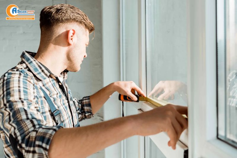 cách trừ cửa sổ lùa 4 cánh hệ 55