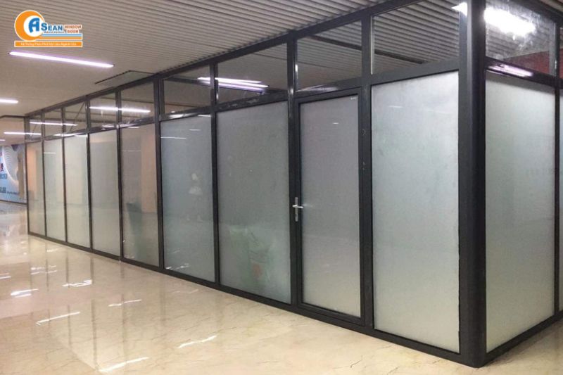 cửa nhôm xingfa kính mờ