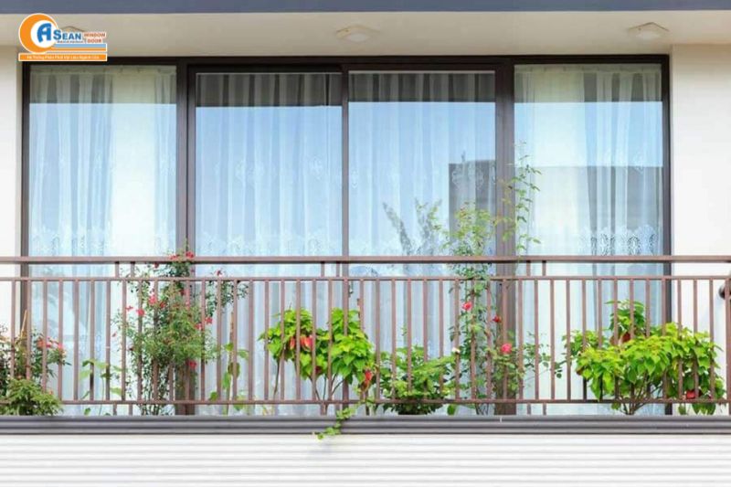 Giá thi công cửa đi lùa nhôm Xingfa hệ 55 chính hãng