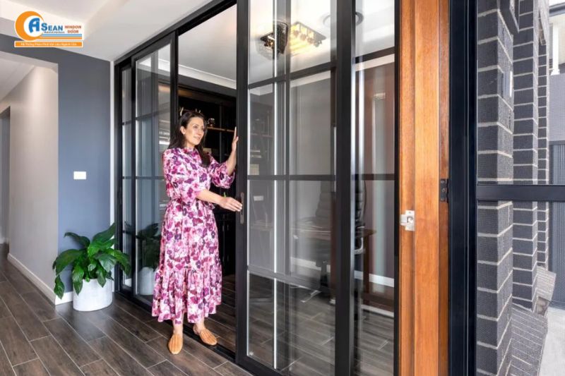 kích thước cửa nhôm kính 4 cánh