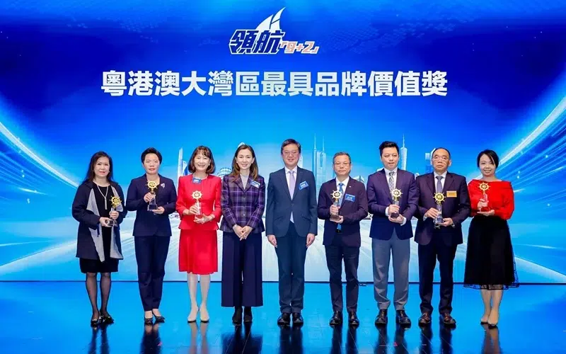 sự kiện nhôm xingfa