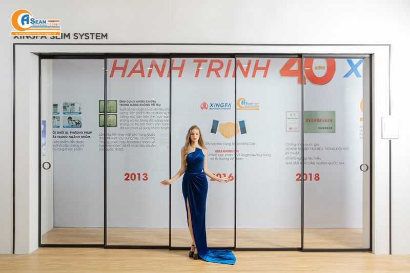 cua-so-lua-3-canh-xingfa